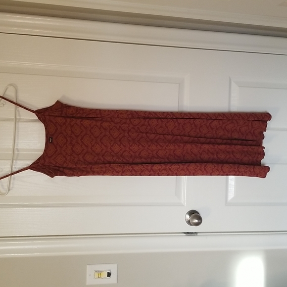 Dex Dress - Picture 3 of 8